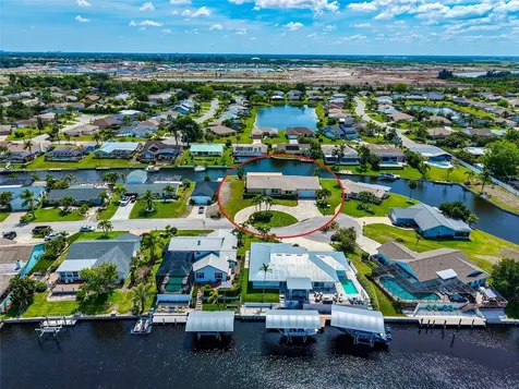 5011 Mangrove Point Road Bradenton FL 34210