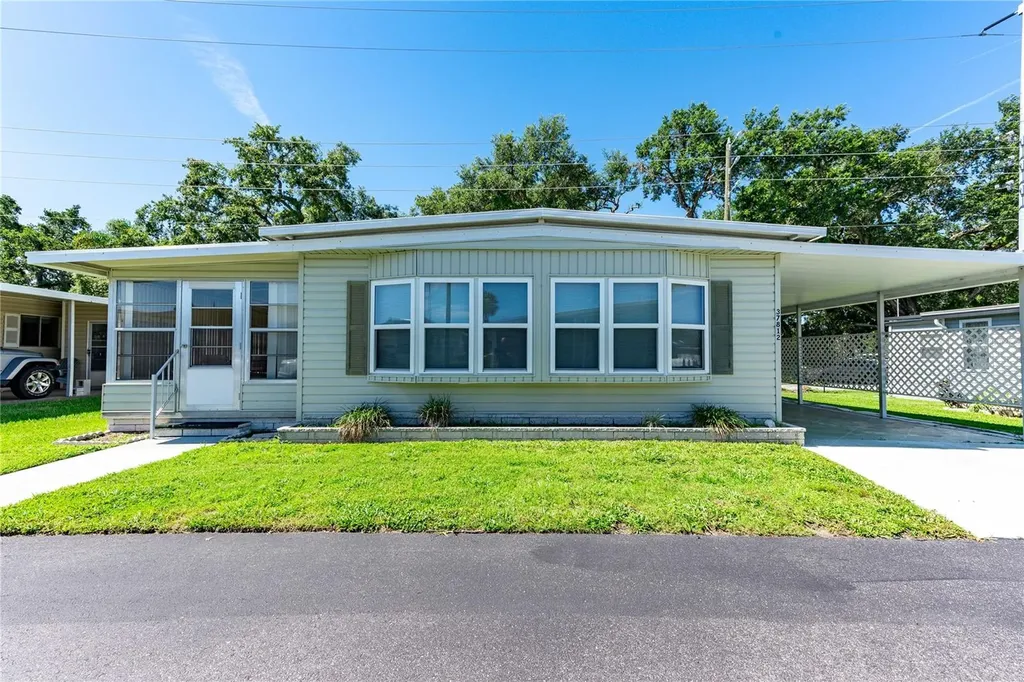 37812 Valencia Avenue Zephyrhills FL 33541