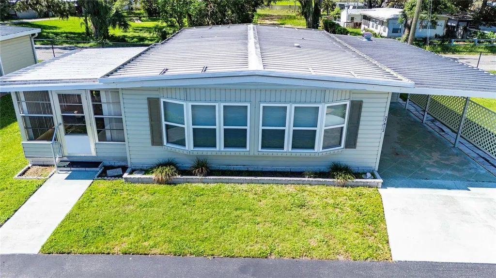 37812 Valencia Avenue Zephyrhills FL 33541