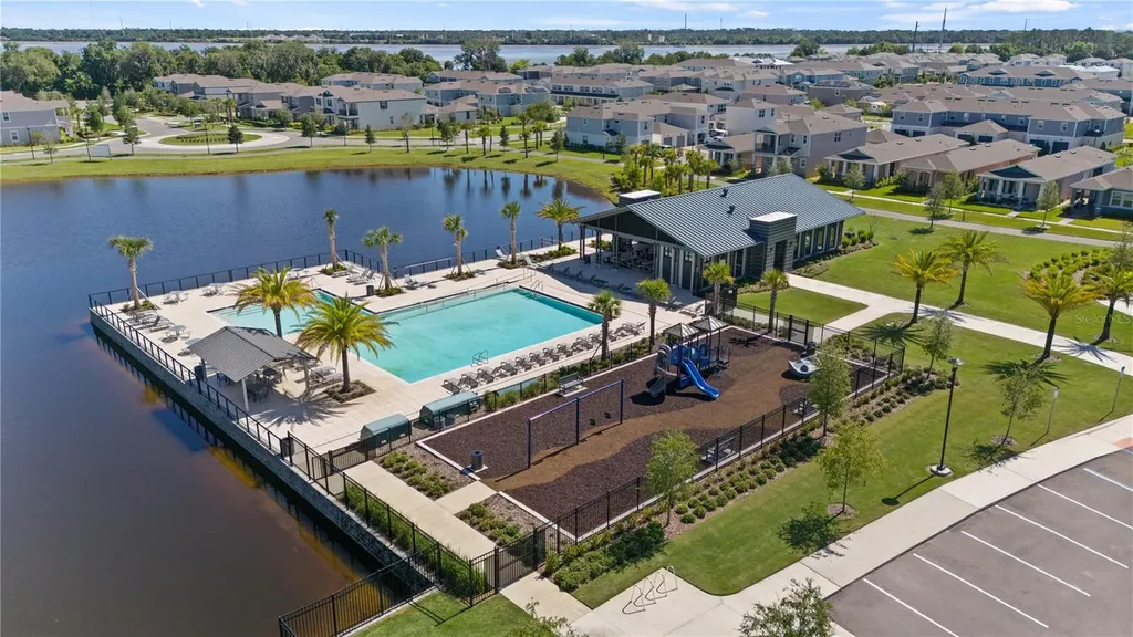 794 Rivington Avenue Debary FL 32713