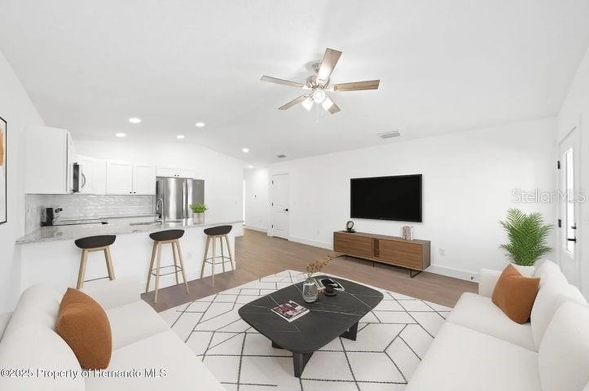 8960 Long Lake Avenue Weeki Wachee FL 34613