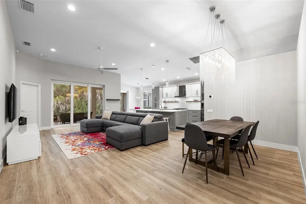 8322 Whispering Woods Court Bradenton FL 34202