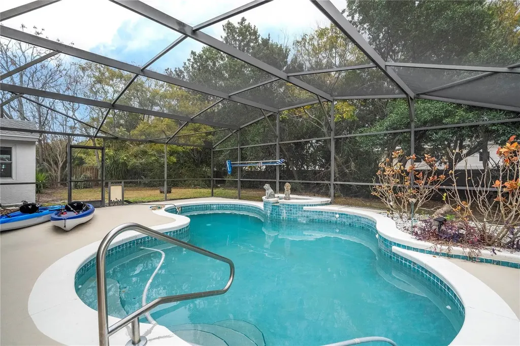 6013 Crystal View Drive Orlando FL 32819
