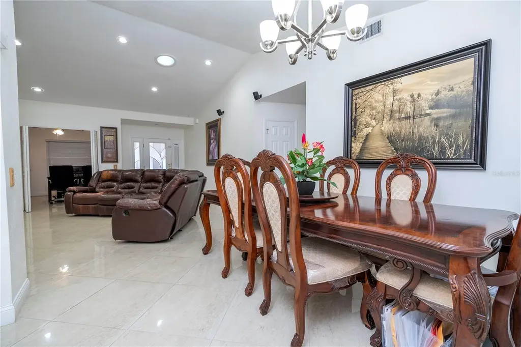 6013 Crystal View Drive Orlando FL 32819