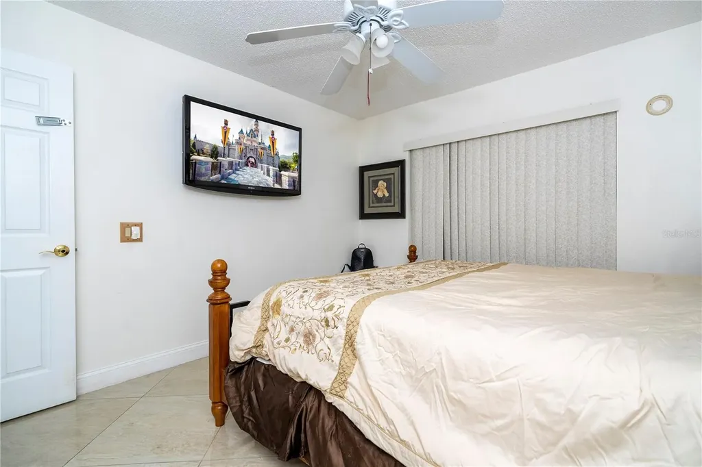 6013 Crystal View Drive Orlando FL 32819