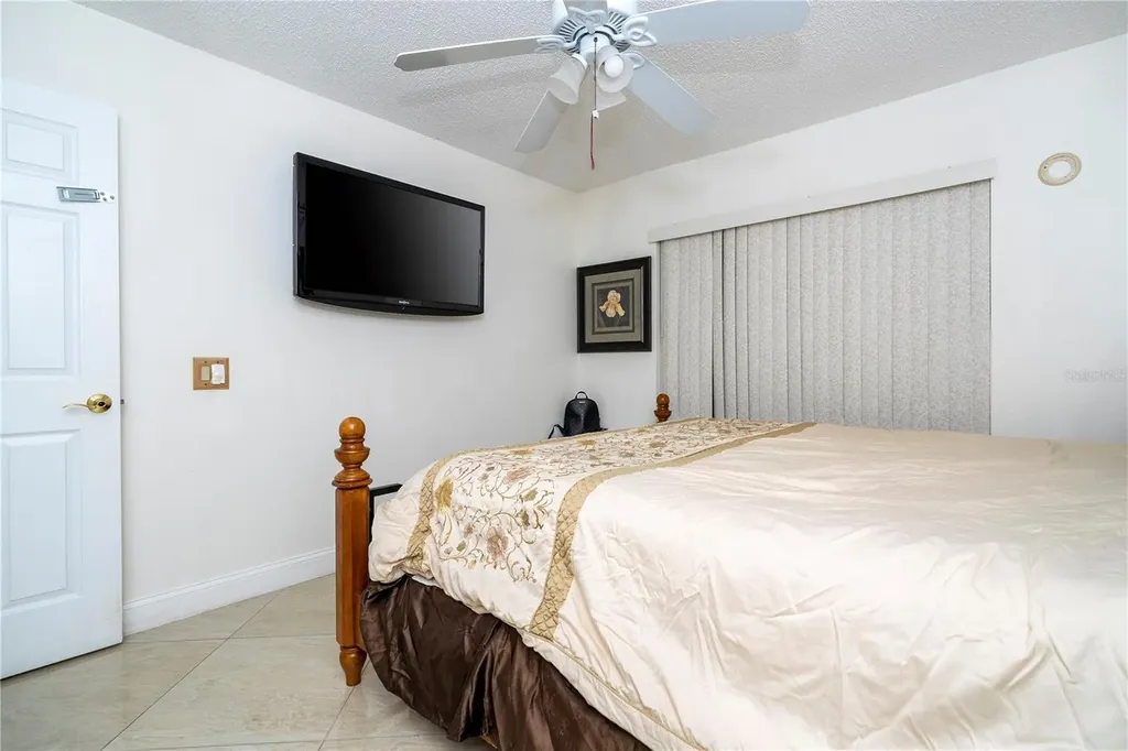6013 Crystal View Drive Orlando FL 32819