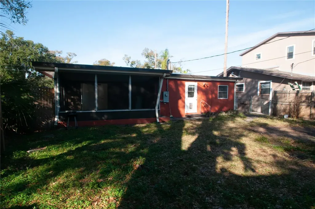 7911 52nd Way N Pinellas Park FL 33781