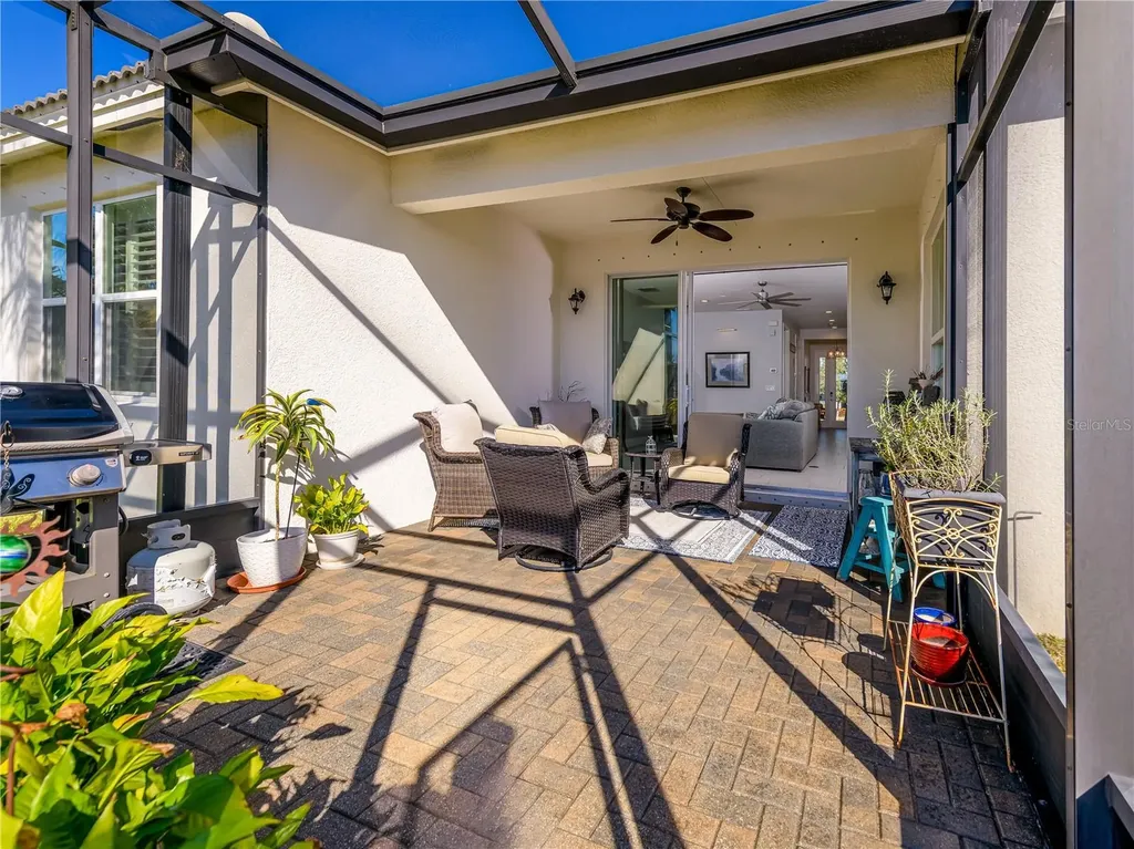 15452 Santa Pola Drive Wimauma FL 33598