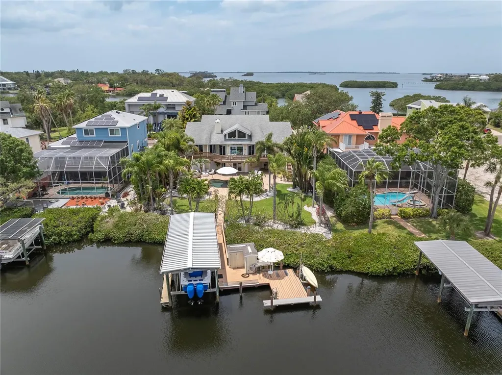 633 Soundview Drive Palm Harbor FL 34683