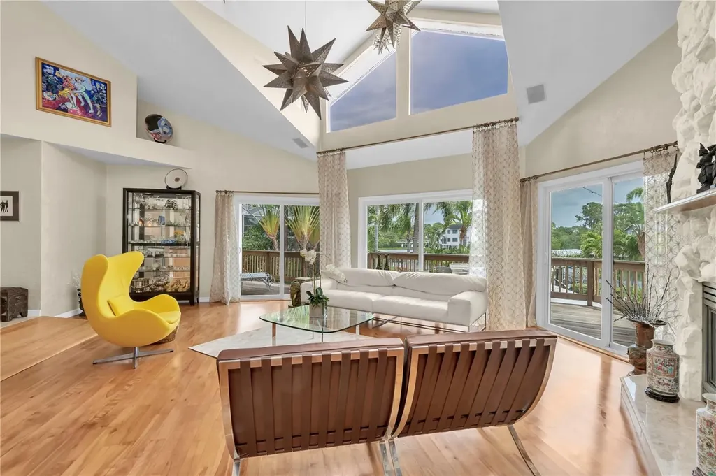633 Soundview Drive Palm Harbor FL 34683