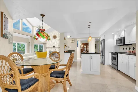 633 Soundview Drive Palm Harbor FL 34683