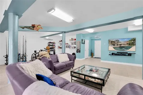 633 Soundview Drive Palm Harbor FL 34683