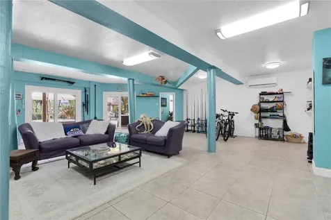 633 Soundview Drive Palm Harbor FL 34683