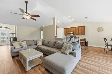 13096 Nusser Avenue Weeki Wachee FL 34614