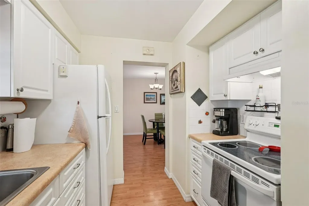 3900 Roxane Boulevard Sarasota FL 34235