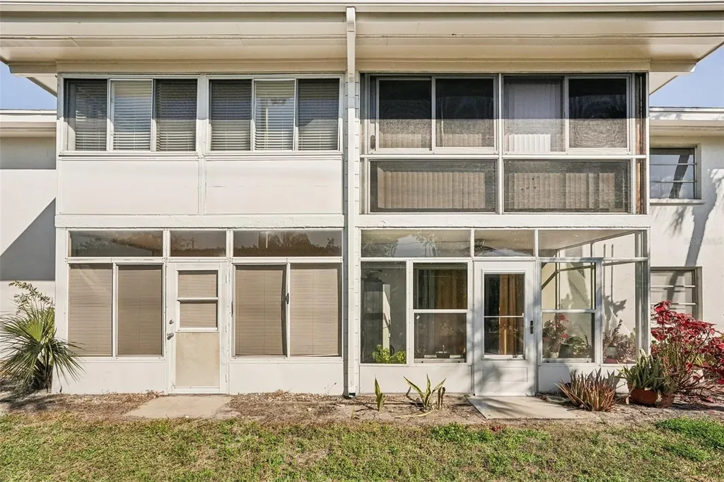 3900 Roxane Boulevard Sarasota FL 34235
