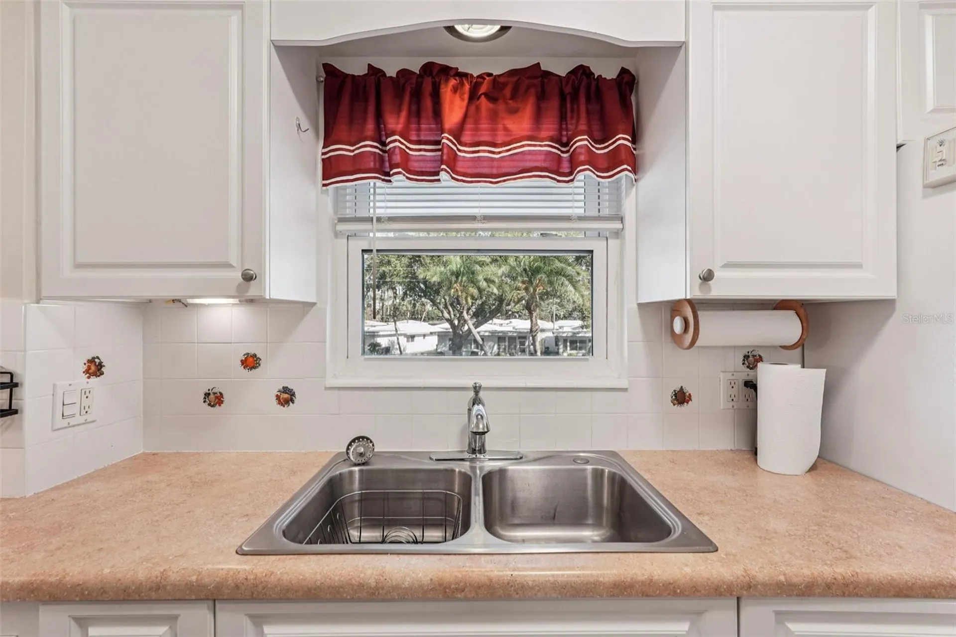 3900 Roxane Boulevard Sarasota FL 34235