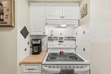3900 Roxane Boulevard Sarasota FL 34235