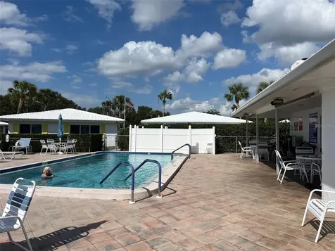 3900 Roxane Boulevard Sarasota FL 34235