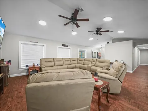 124 Pangola Drive Winter Haven FL 33880