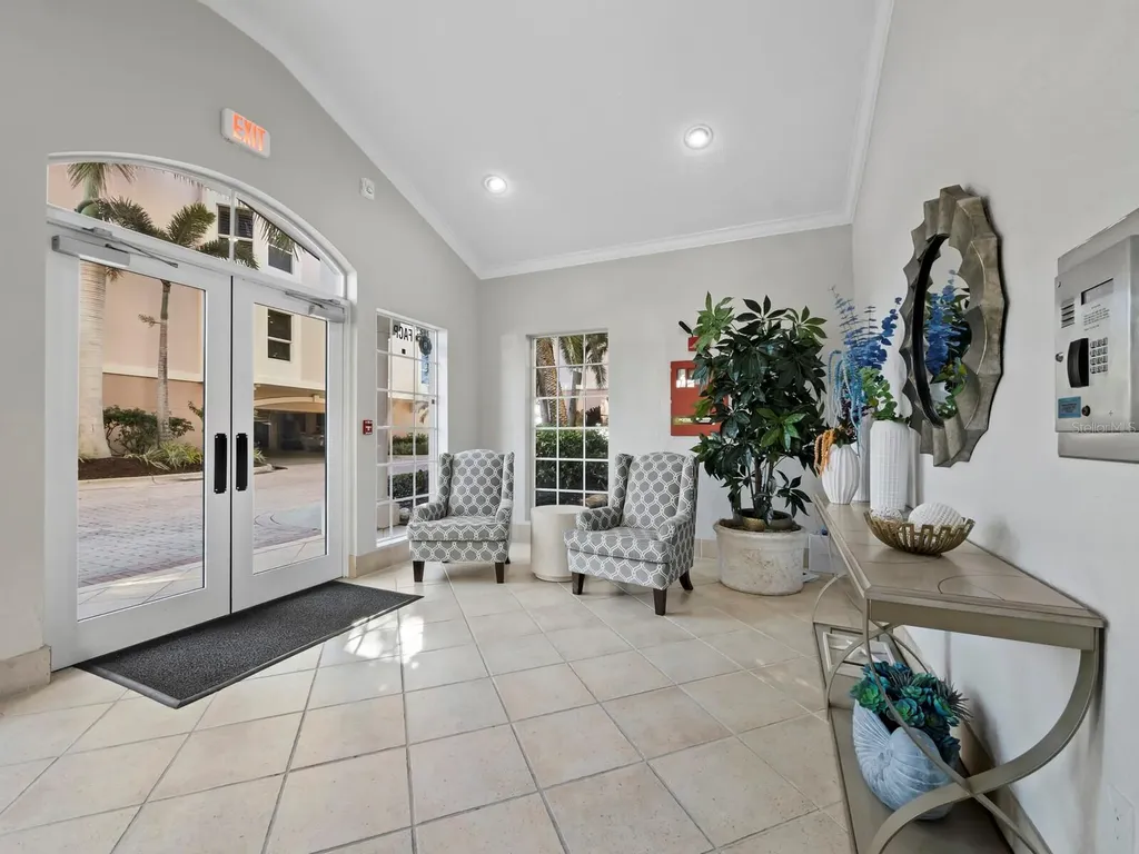 5430 Eagles Point Circle Sarasota FL 34231
