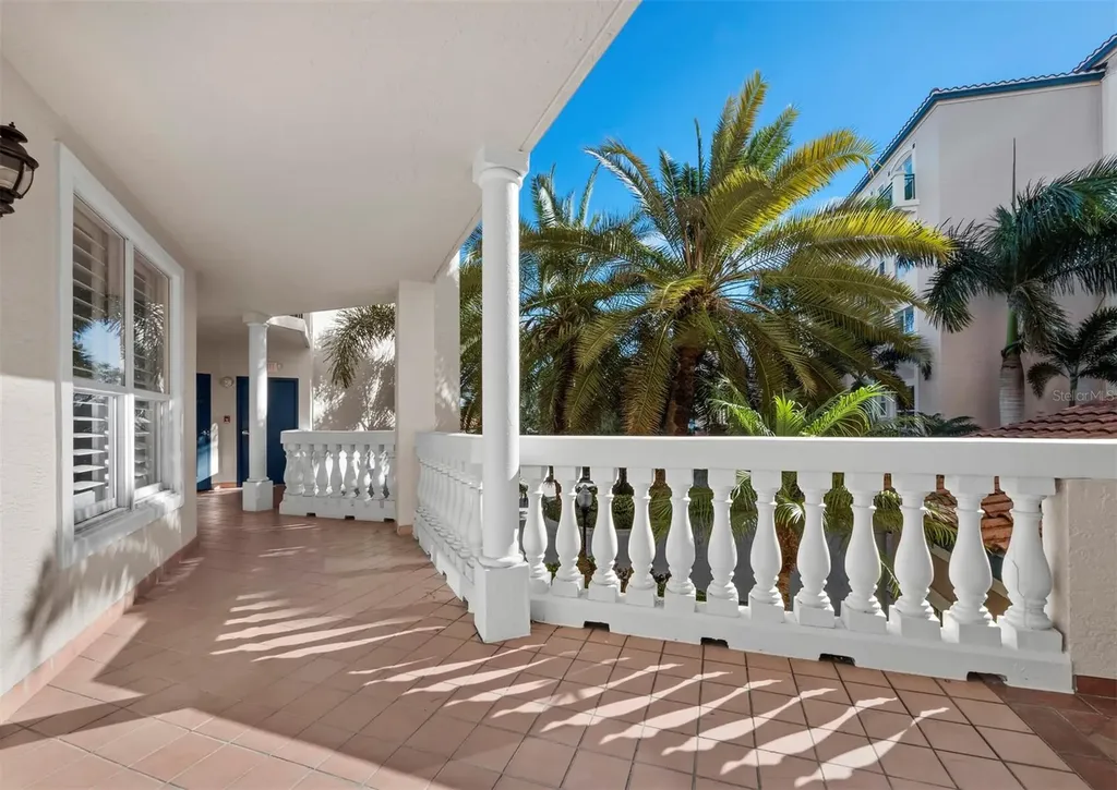 5430 Eagles Point Circle Sarasota FL 34231