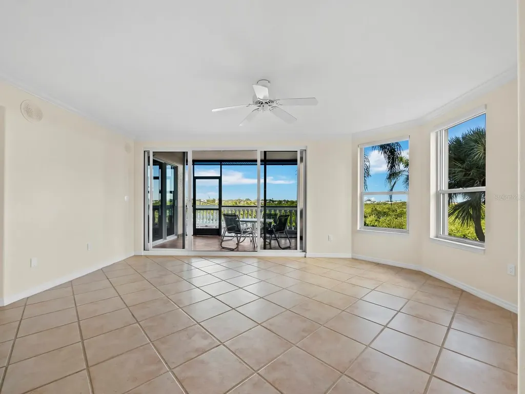 5430 Eagles Point Circle Sarasota FL 34231