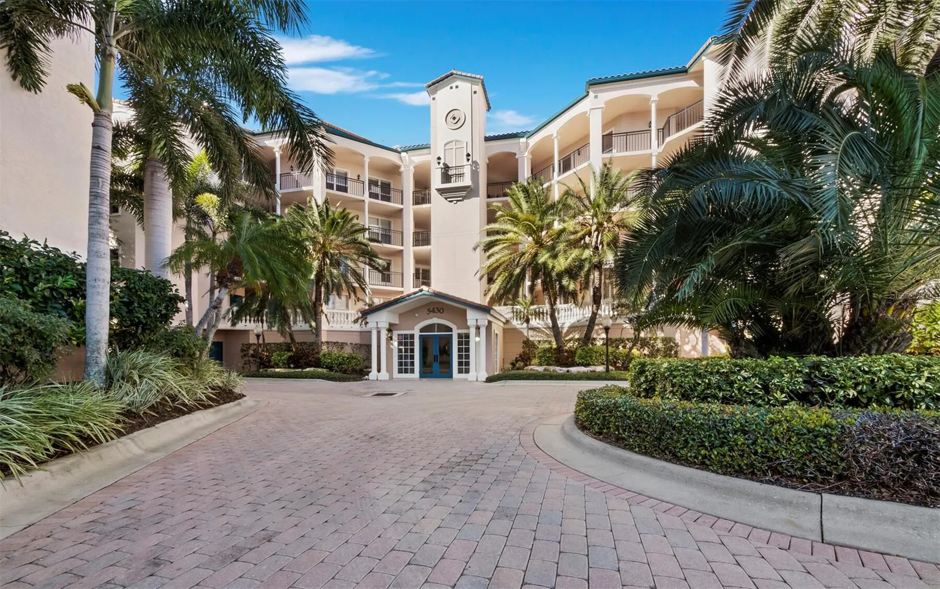 5430 Eagles Point Circle Sarasota FL 34231