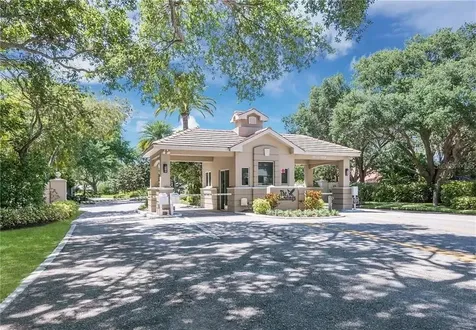 5430 Eagles Point Circle Sarasota FL 34231