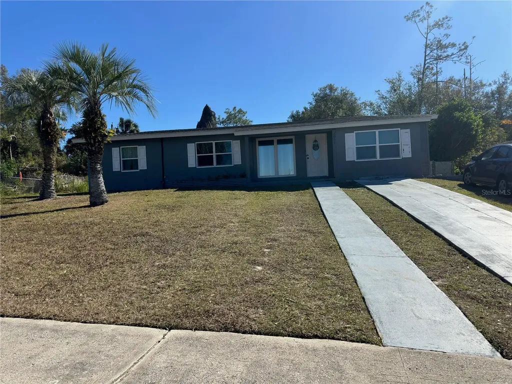 1011 Gerona Avenue Deltona FL 32725