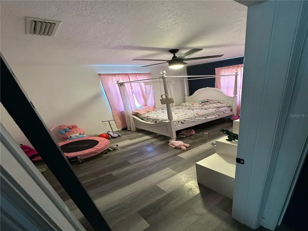 1011 Gerona Avenue Deltona FL 32725