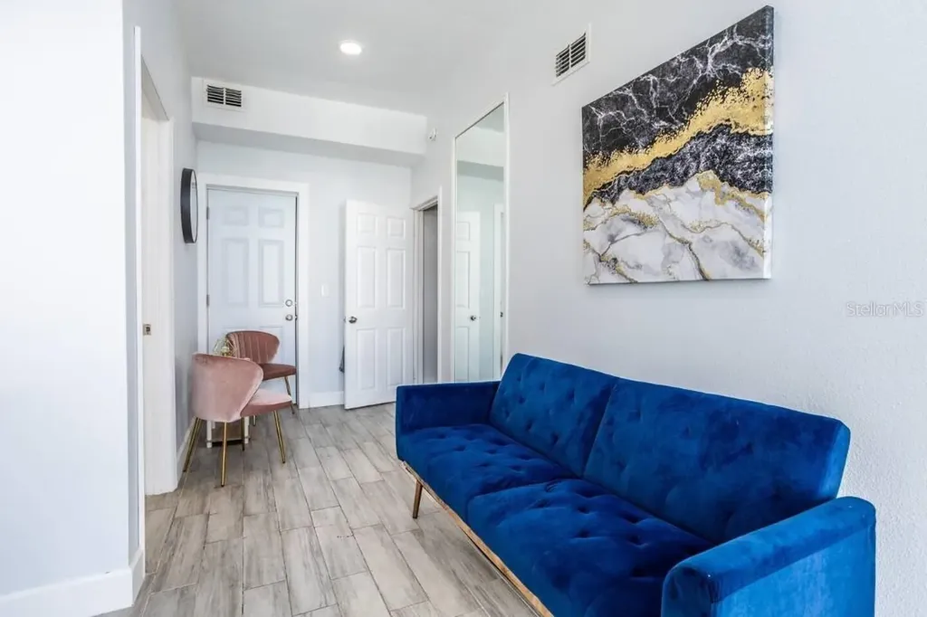 4401 Lenmore Street Orlando FL 32812