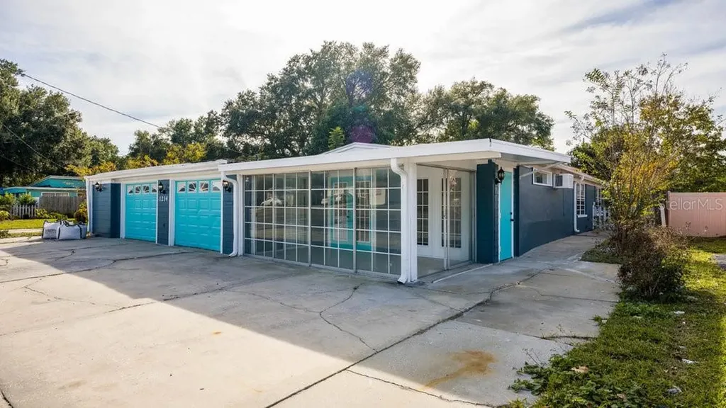 1214 N Pine Hills Road Orlando FL 32808