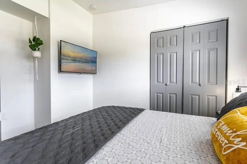 511 San Juan Boulevard Orlando FL 32807