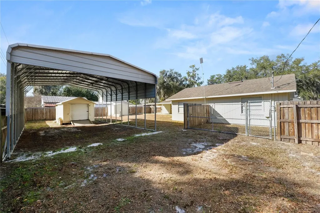 3040 Dove Lane Mulberry FL 33860