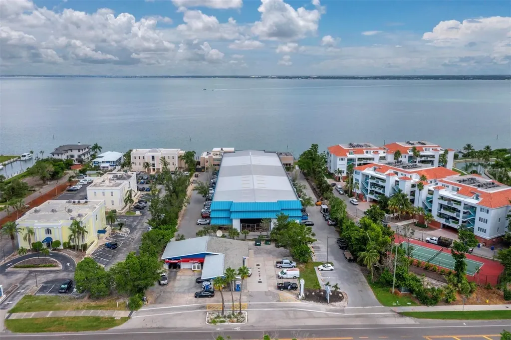 408 Gulf Of Mexico Drive Longboat Key FL 34228