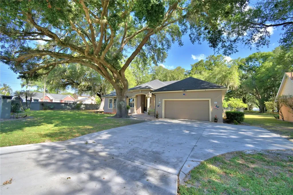 1 Lake Eloise Lane Winter Haven FL 33884