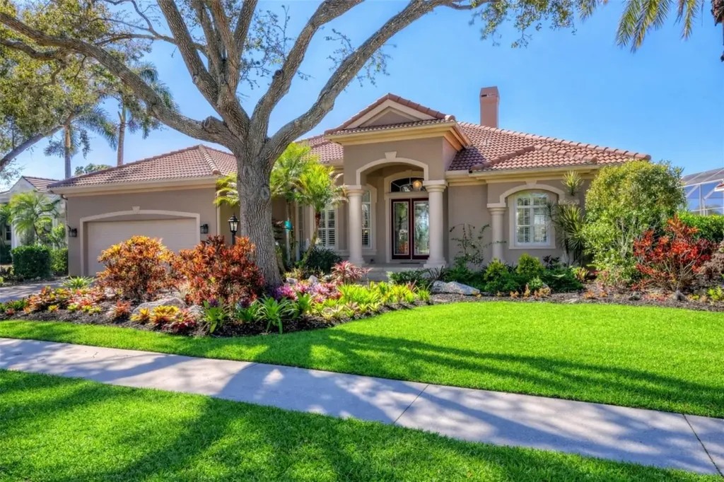 8172 Collingwood Court University Park FL 34201