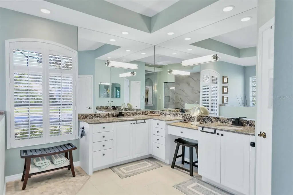 8172 Collingwood Court University Park FL 34201