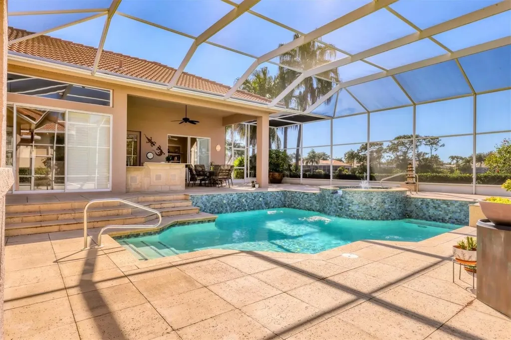 8172 Collingwood Court University Park FL 34201