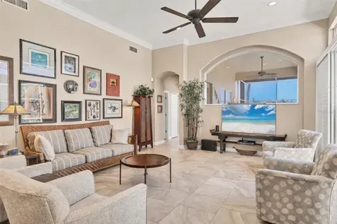 8172 Collingwood Court University Park FL 34201