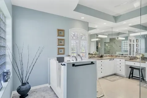 8172 Collingwood Court University Park FL 34201
