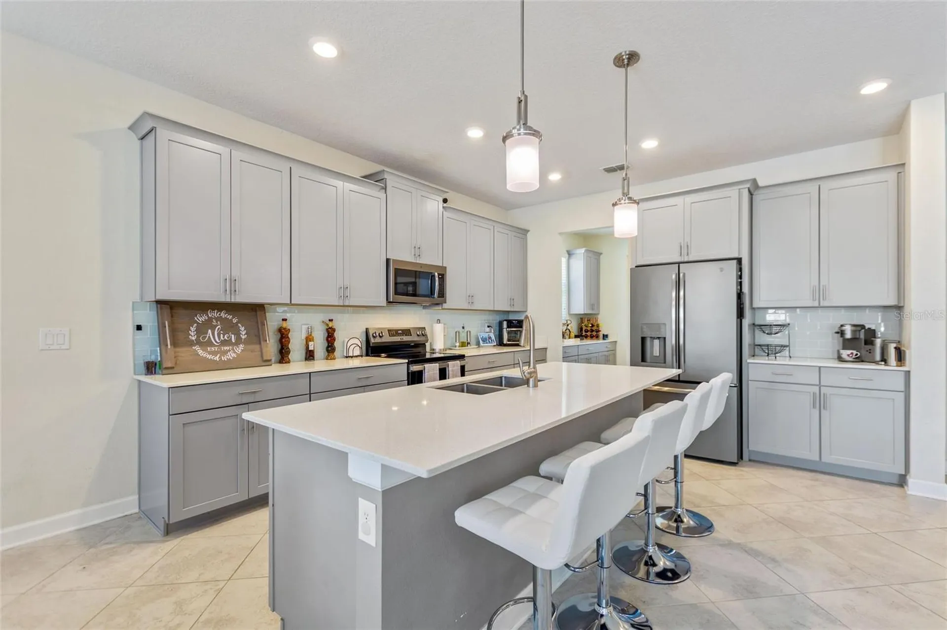 8811 Bally Neal Looop Davenport FL 33836