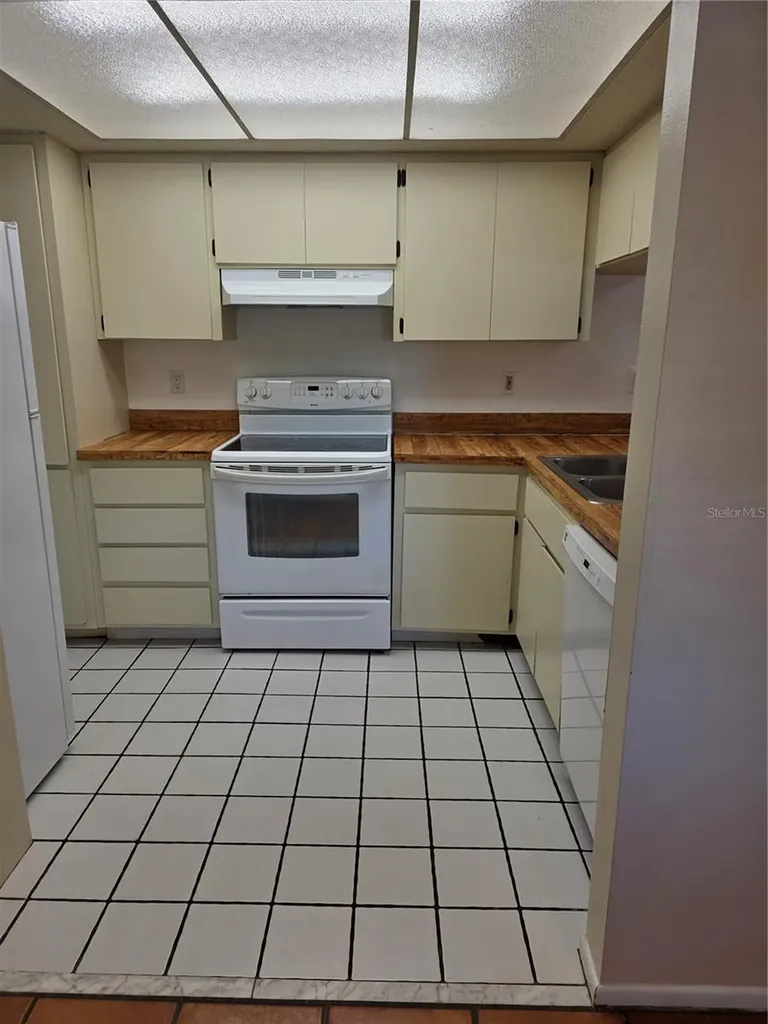 9000 Griggs Road Englewood FL 34224