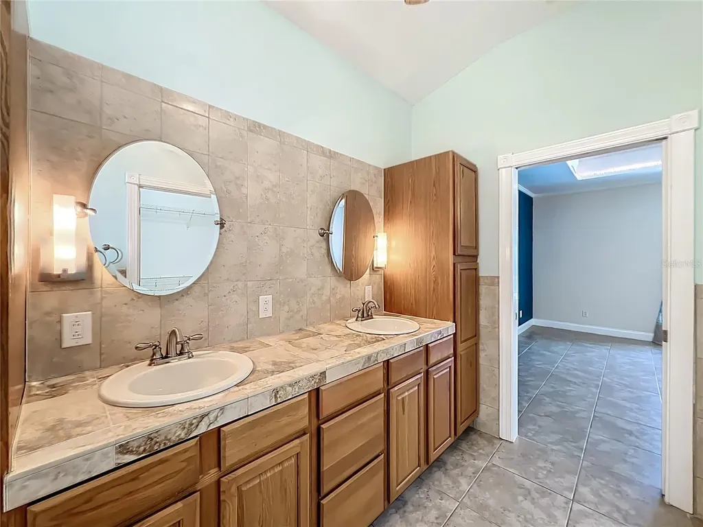 2909 Smithfield Drive Orlando FL 32837