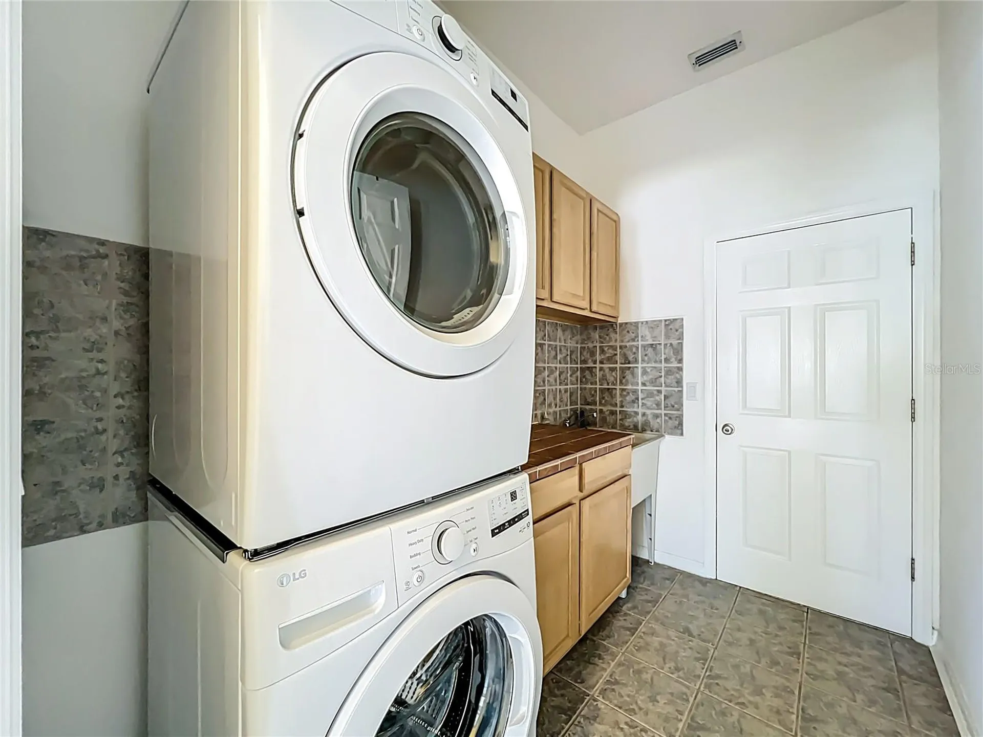 2909 Smithfield Drive Orlando FL 32837