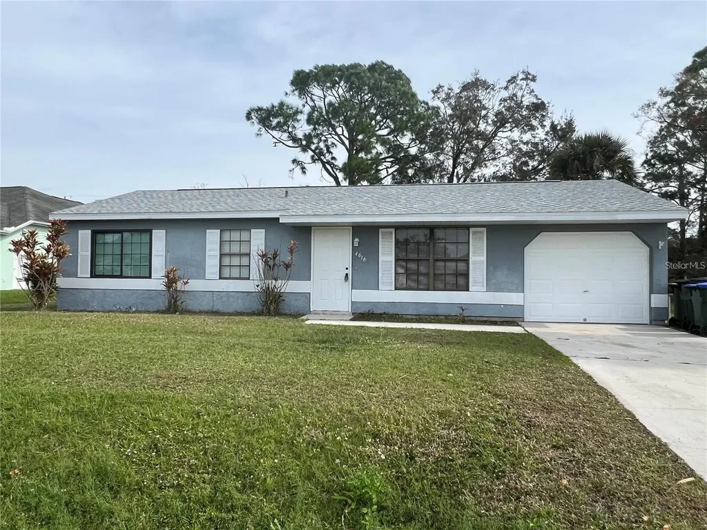 4616 Blueridge Street North Port FL 34287