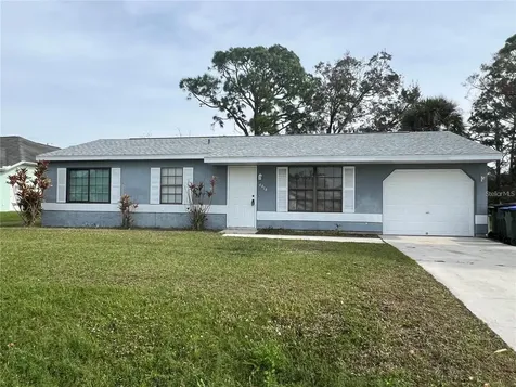 4616 Blueridge Street North Port FL 34287