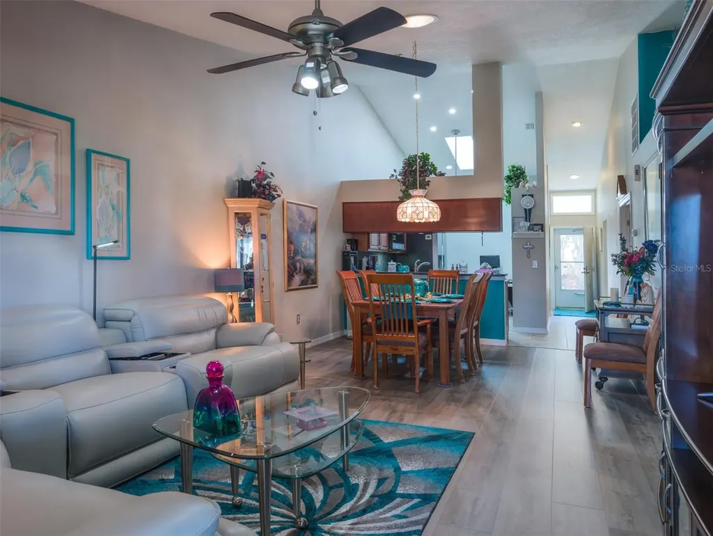 39650 Us Highway 19 N Tarpon Springs FL 34689