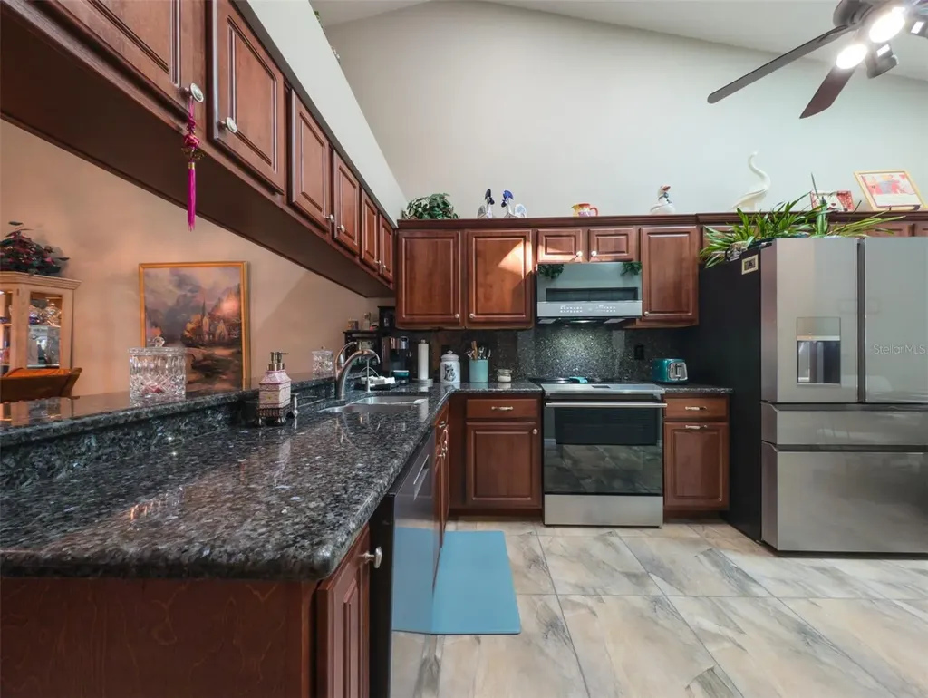 39650 Us Highway 19 N Tarpon Springs FL 34689